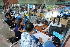 Cơ cấu nguồn vốn đang thay đổi theo hướng tăng tỷ trọng vốn huy động từ dân cư và giảm phụ thuộc vào vốn liên 
ngân hàng