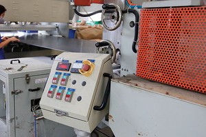 Có hay không có TPP thì Việt Nam vẫn phải nâng cao năng lực cạnh tranh ở cấp độ quốc gia, doanh nghiệp, sản phẩm và chuỗi cung ứng. (Trong ảnh: Công ty Hiền Lê ở Hải Dương, chuyên cung cấp phụ tùng cho Canon)                                        ảnh: đức thanh