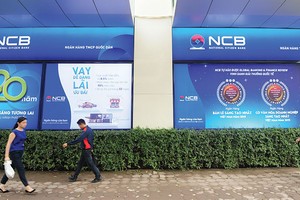 Lối nhỏ cho ngân hàng nhỏ