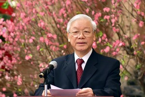 Tổng Bí thư chúc Tết lãnh đạo, nguyên lãnh đạo Đảng, Nhà nước. Ảnh: VGP/Nhật Bắc