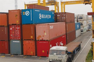 Cảng biển Hải Phòng: Phí chồng phí