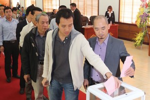 Bầu dồn phiếu: Không còn bắt buộc, nhưng nên duy trì