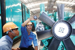 Nhiều tổ máy phát điện thương hiệu SBMPOWER được lắp đặt và bàn giao cho khách hàng tại Campuchia. Ảnh: Lê Toàn