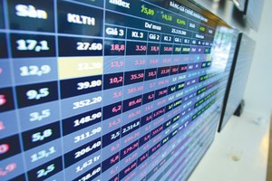 Tiếp tục báo cáo Chính phủ các doanh nghiệp chây ì lên sàn