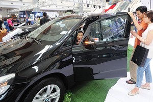 Rủi ro đua giá cổ phiếu ô tô