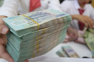 Lành mạnh hóa hệ thống ngân hàng thương mại thông qua xử lý nợ xấu và nâng vốn chủ sở hữu là ưu tiên chính sách hàng đầu