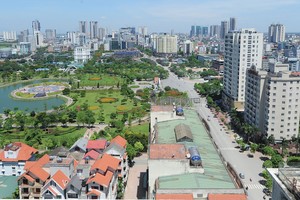 Sản phẩm nhà phố, biệt thự nở rộ tại khu vực phía Tây Nam Hà Nội. Ảnh: Dũng Minh