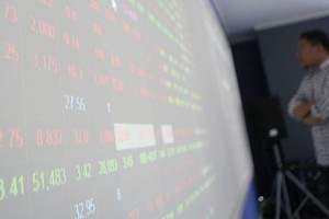 Chỉ cần 1 phiên mất trần, các cổ phiếu này sẽ có nguy cơ rơi vào chuỗi ngày giảm sàn ngược trở lại