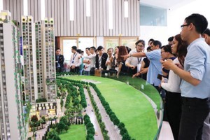 Khách hàng ngày càng kỹ tính, nên "có gì nói đó" có thể lại là chiêu bán hàng thông minh. Ảnh: Gia Huy