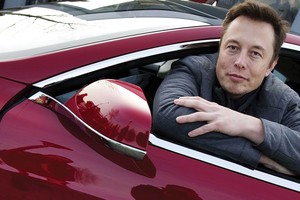 CEO Tesla trấn an nhà đầu tư… vì giá cổ phiếu tăng cao