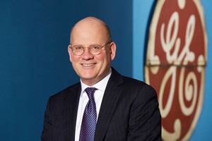 Cổ phiếu GE sụt giảm, các nhà đầu tư mong đợi chiến lược mới từ tân CEO