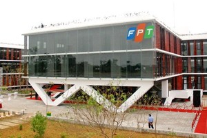 FPT thoái vốn mảng bán lẻ: Động lực tăng trưởng mới ở đâu?