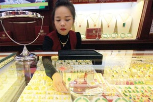 Cửa hàng của Công ty Vàng bạc đá quý Bảo Tín Minh Châu tại phố Trần Nhân Tông (Hà Nội). Ảnh: Đ.T