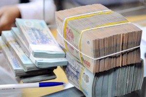 Có nên cấm ngân hàng mua trái phiếu doanh nghiệp cơ cấu nợ?