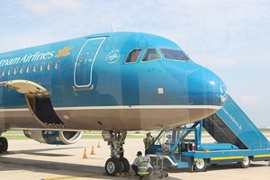 Cổ phiếu HVN hiện dao động dưới 25.000 đồng/cổ phiếu, thấp hơn mức giá tham chiếu phiên đầu tiên