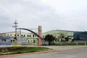 Cụm công nghiệp Phú Nghĩa (huyện Chương Mỹ), một trong những cụm công nghiệp ven đô của Hà Nội