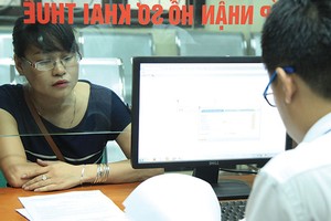 Đề xuất giảm nhiều loại phí cho doanh nghiệp