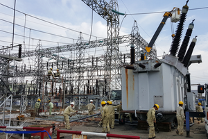 8 tháng đầu năm 2017, EVN hoàn thành 145 công trình lưới điện truyền tải.