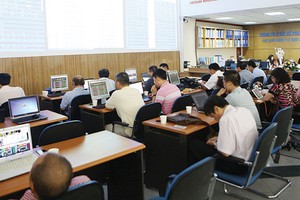 Bộ Tài chính muốn sửa Luật Chứng khoán để hút vốn ngoại