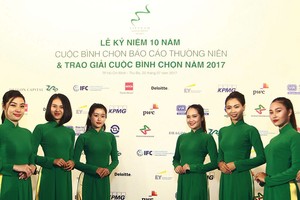 Trong nỗ lực thúc đẩy sự minh bạch và đồng hành cùng doanh nghiệp, Báo Đầu tư đã cùng HOSE sáng lập Cuộc bình chọn Báo cáo thường niên tốt nhất từ năm 2008.