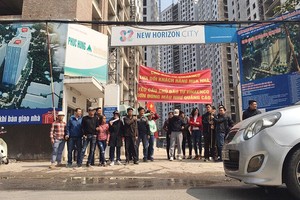 Sau vụ lùm xùm về thay đổi màu sơn, chủ dự án New Horizon City lại bị cư dân tố bị làm khó khi hoàn thiện căn hộ. Ảnh: Kim Đức