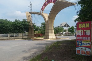 Khu đô thị Ngôi nhà mới hiện chỉ lác đác vài hộ chuyển về ở. Ảnh: Nguyễn Thành