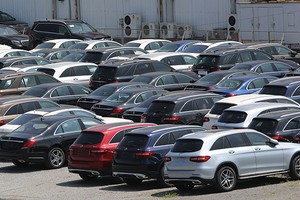 Thị trường ô tô hụt hơi tăng trưởng