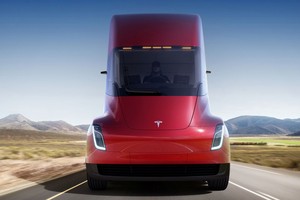 Tesla “trình làng” dòng xe tải hạng nặng chạy bằng điện