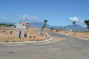 Bất động sản vùng ven Đà Nẵng đang được giới đầu tư và khách hàng săn đón.