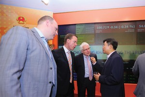 IPO năm 2018: Cần gỡ vướng cho vốn ngoại “đấu” cùng