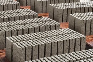 Vật liệu xây dựng không nung sẽ trở thành sản phẩm xây chủ đạo. Ảnh: Nguyễn Thành