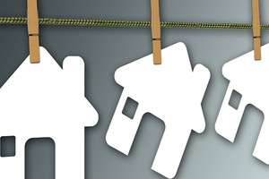 Phát mãi tài sản thế chấp, chủ nhà được quyền ưu tiên mua đất