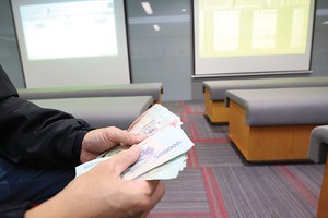 Do ngân hàng quản lý tài khoản tiền nên công ty chứng khoán không thực hiện thống kê chi tiết quy mô dòng tiền mới