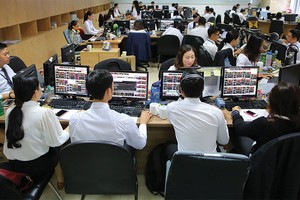 “Làm mới” thị trường chứng khoán thời 4.0