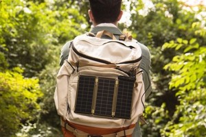 Solar Paper: Sạc dự phòng bằng năng lượng mặt trời mỏng và nhẹ nhất thế giới