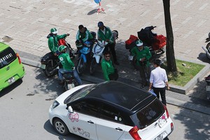 Grab vừa có một năm 2017 phát triển bùng nổ và trở thành ông vua mới nổi trên thị trường taxi công nghệ