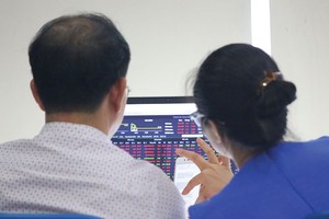 Các hành vi thao túng giá cổ phiếu nếu không có biện pháp xử lý mạnh tay thì sẽ để lại nhiều hệ lụy cho thị trường
