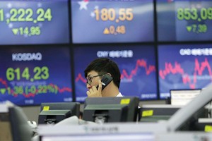 Cổ phiếu ảo 105 tỷ USD làm náo loạn thị trường chứng khoán Hàn Quốc