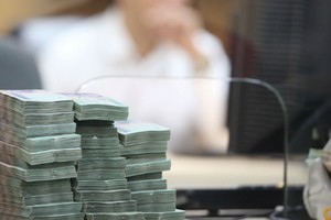 Đầu năm 2017, tổng số nợ phải trả của khu vực DNNN, doanh nghiệp có vốn nhà nước là 325.335 tỷ đồng