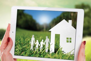 Người đi qua nhà