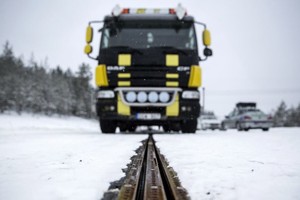 Con đường sạc điện cho xe đầu tiên thế giới