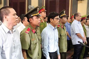 Các bị cáo tại tòa