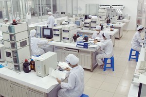 Nhiều doanh nghiệp quyết mở “room” năm 2018