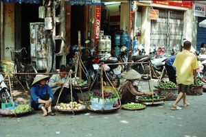 Đường đời ngoằn nghèo trong những tiếng rao