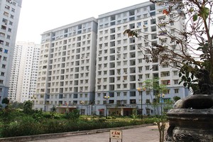 Các giao dịch kiểu sang ngang, bán suất đang diễn ra phổ biến tại nhiều dự án NOXH. Ảnh: Thanh Huyền