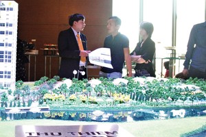 Dự án Thủ Thiêm Dragon được cho là huy động vốn khách hàng khi chưa có giấy phép xây dựng.Ảnh: Gia Phú