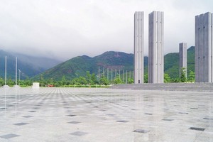 Quảng trường Golden Bay