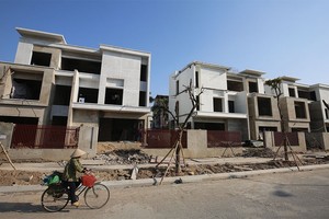 Tín dụng bất động sản đang chiếm tới 20% trong tổng số 6,8 triệu tỷ đồng dư nợ toàn nền kinh tế 