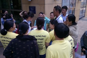 Chủ đầu tư nhận “quả đắng” từ sàn môi giới địa ốc