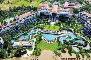 Hơn 10 tỷ USD vốn FDI đăng ký vào Việt Nam trong một tháng qua. Trong ảnh: Dự án Laguna Lăng Cô của Tập đoàn Banyan Tree (Singapore) tại Thừa Thiên - Huế